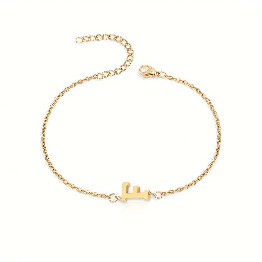 Dainty Feminine Letter Initial Chain Bracelet - Veinci