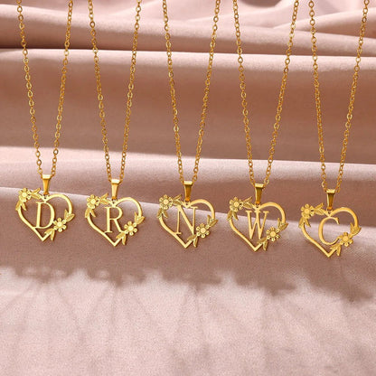 Dainty Floral Heart Letter Initial Necklace - Veinci