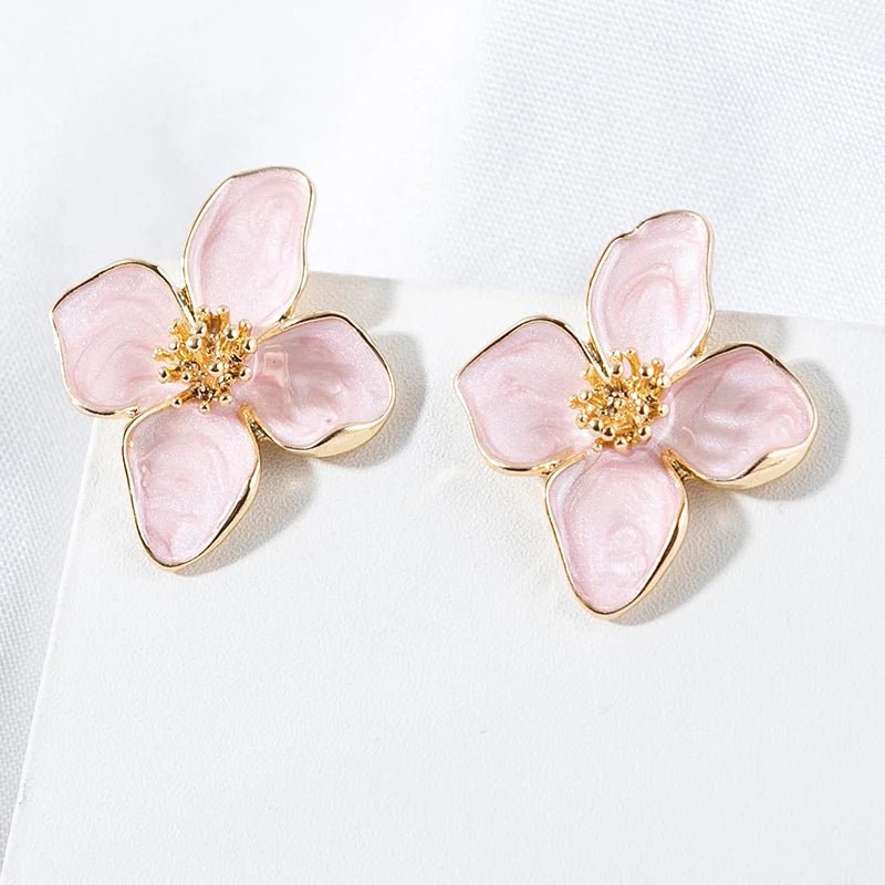 Dainty Floral Hibiscus Earrings - Veinci