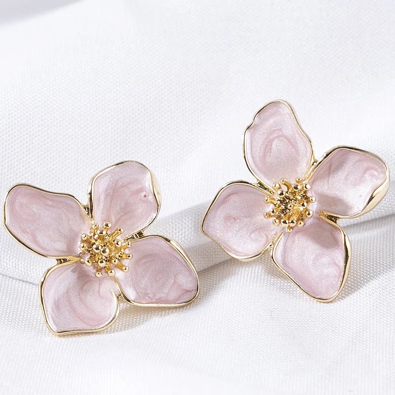 Dainty Floral Hibiscus Earrings - Veinci