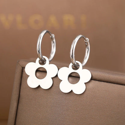 Dainty Floral Hoop Earrings - Veinci