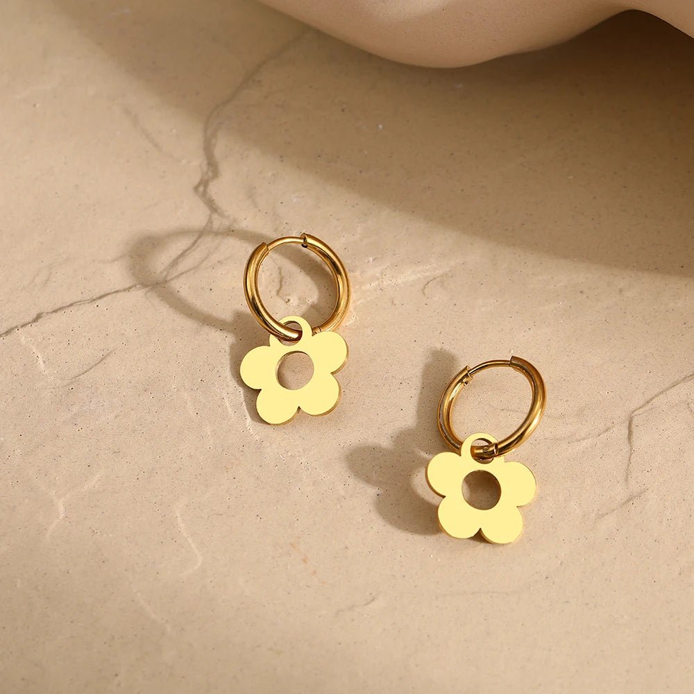 Dainty Floral Hoop Earrings - Veinci