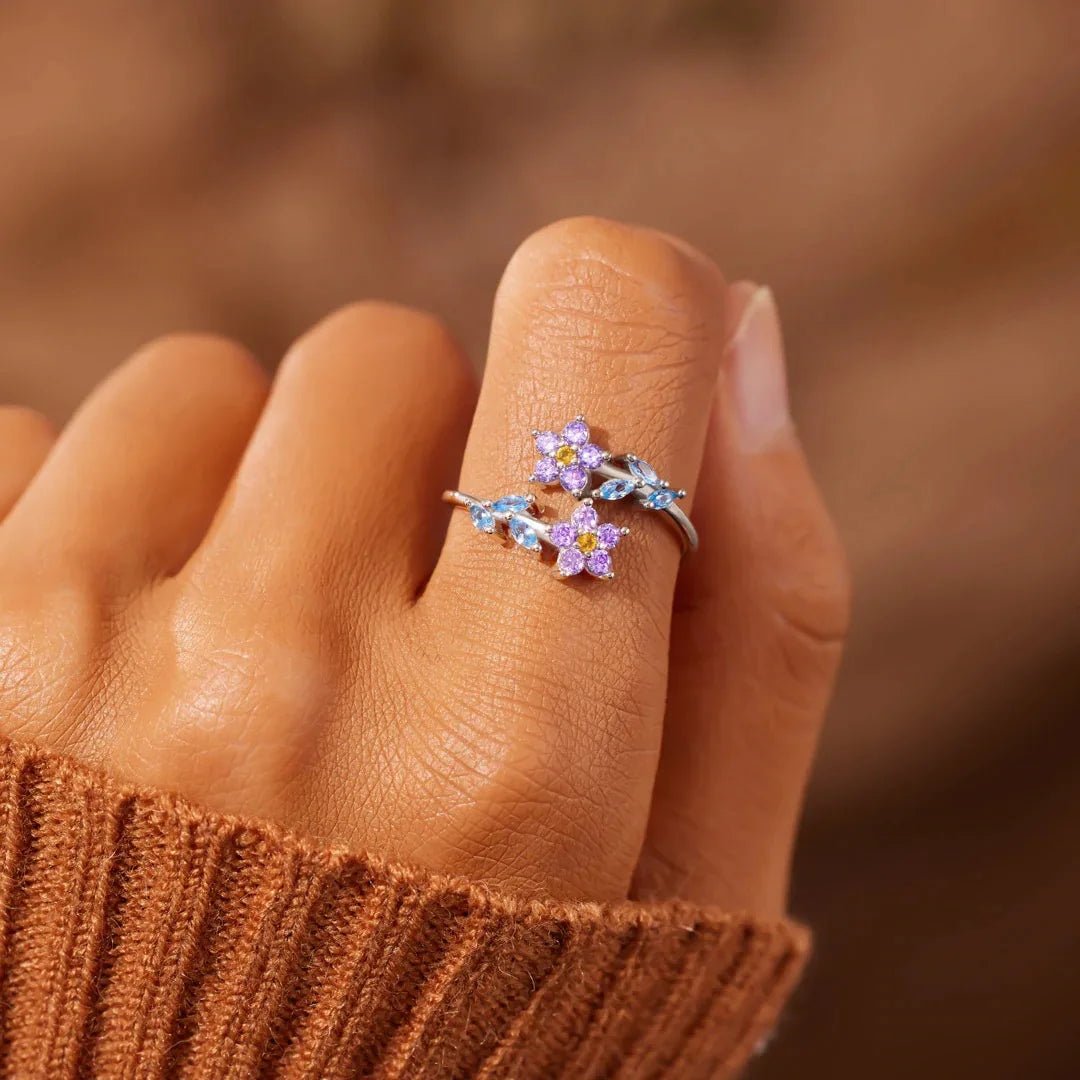 Dainty Forget - Me - Nots Floral Ring - Veinci