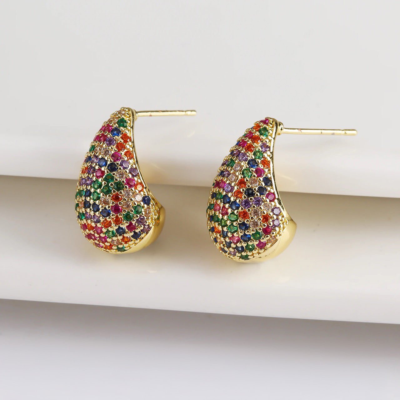 Dainty Glimmering Diamond Teardrop Earrings - Veinci