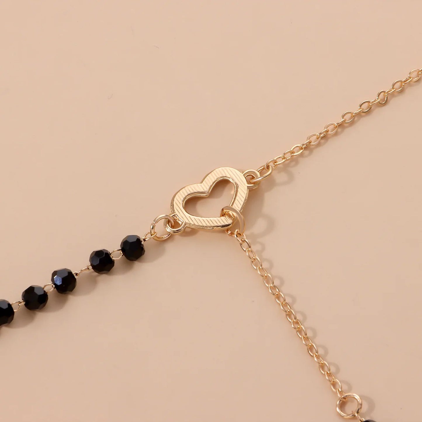 Dainty Heart Black and Gold Lariat Necklace - Veinci