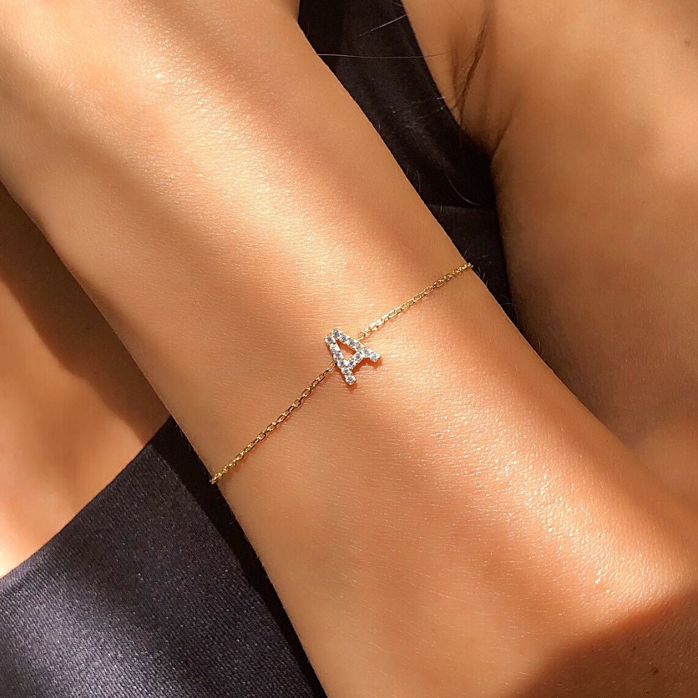 Dainty Initial Chain Bracelet - Veinci