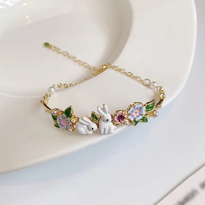 Dainty Rabbits Floral Bracelet - Veinci