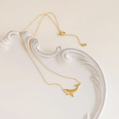 Dainty Whale Necklace - Veinci