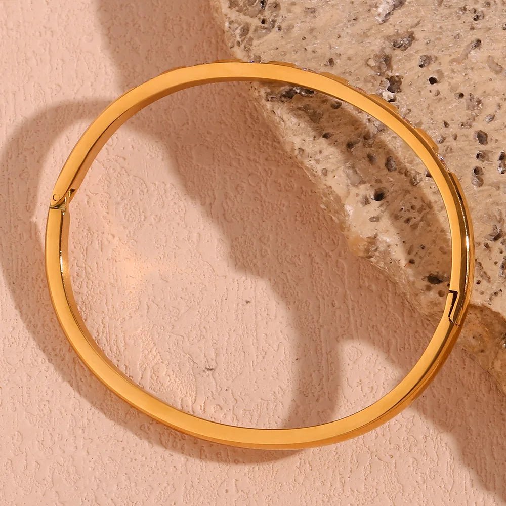 Diamond Accented Gold Cuff Bracelet - Veinci