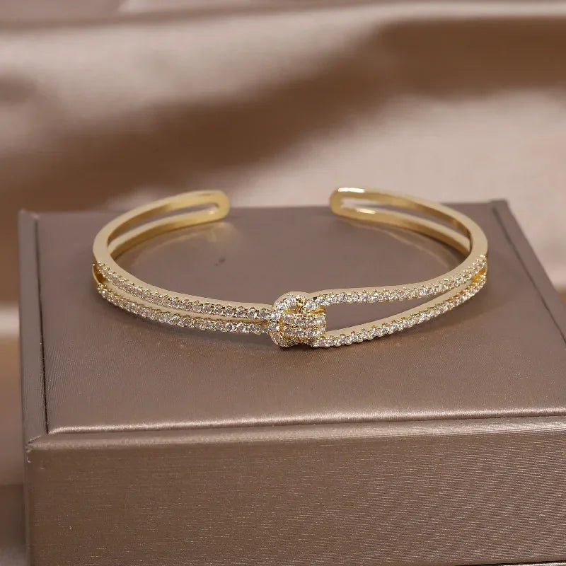 Diamond Knot Cuff Bracelet - Veinci