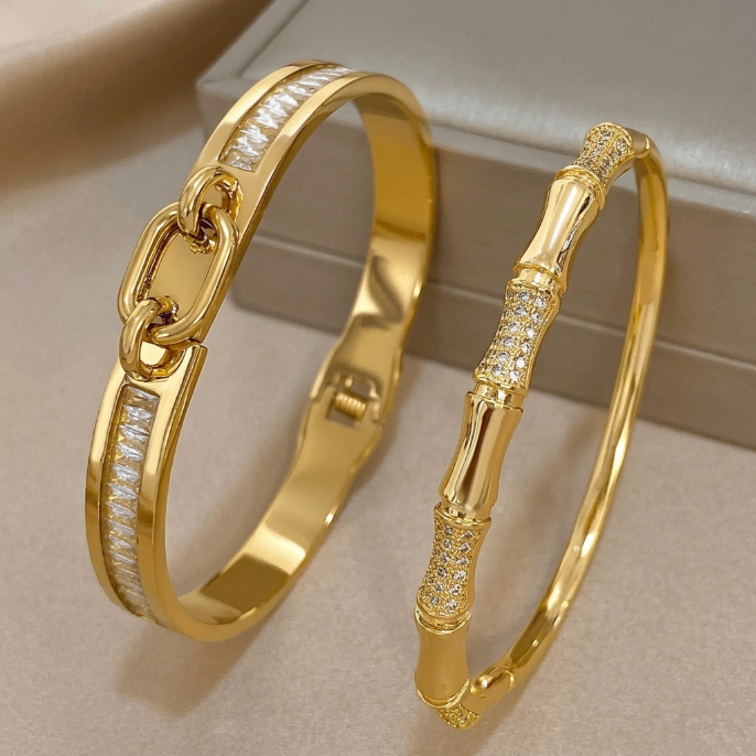 2pc Classic Golden Stackable Bracelet Set