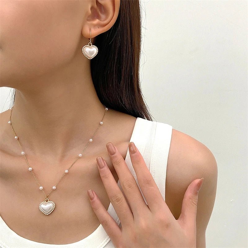 Elegant Pearl Heart Necklace and Earrings Set - Veinci