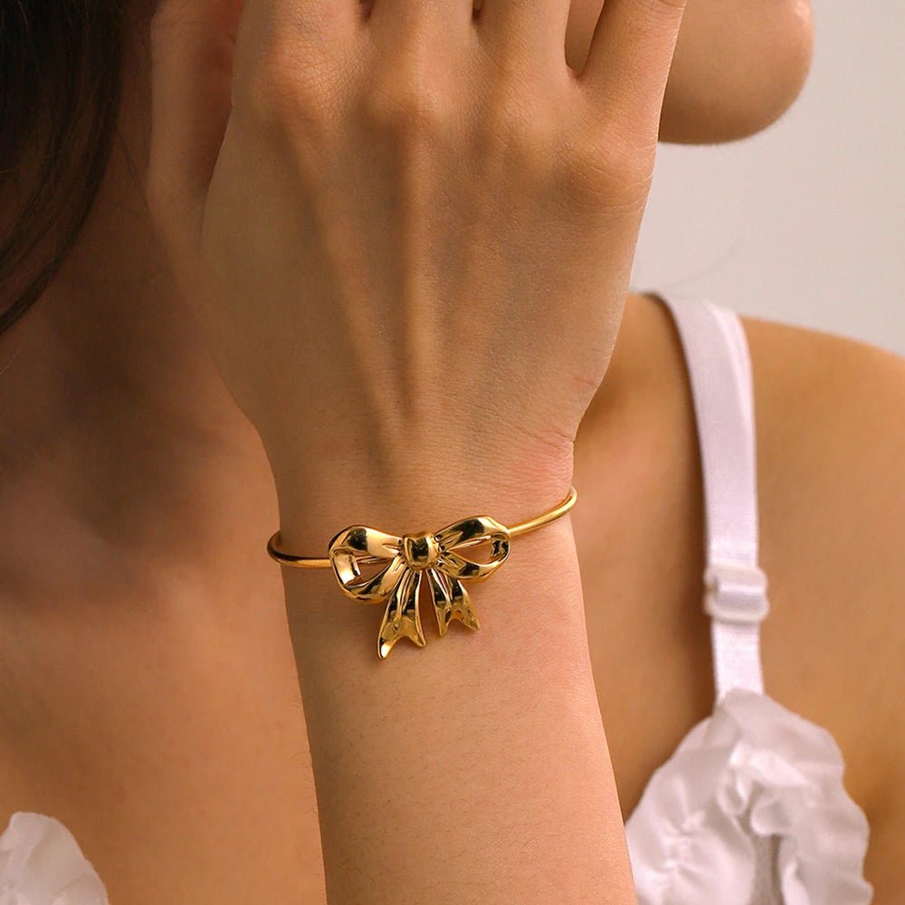 Feminine Bow Cuff Bracelets - Veinci