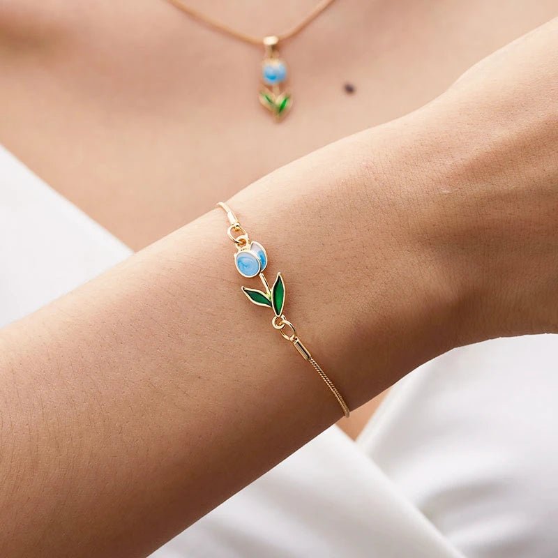 Feminine Floral Tulip Bracelet and Necklace Set - Veinci