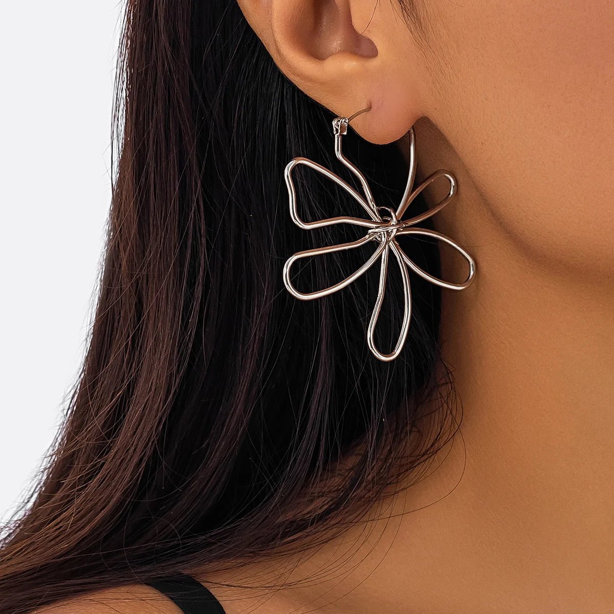 Floral Knot Outline Earrings - Veinci