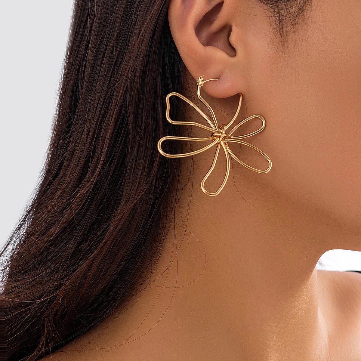 Floral Knot Outline Earrings - Veinci