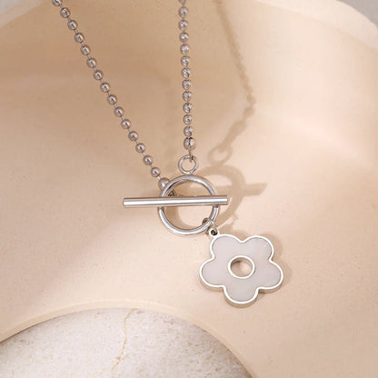 Floral Shell Open Clasp Necklace - Veinci
