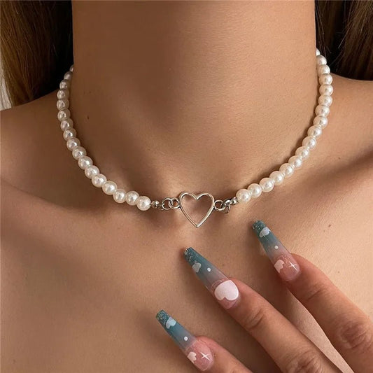 Heart Outline Pearl Choker Necklace - Veinci