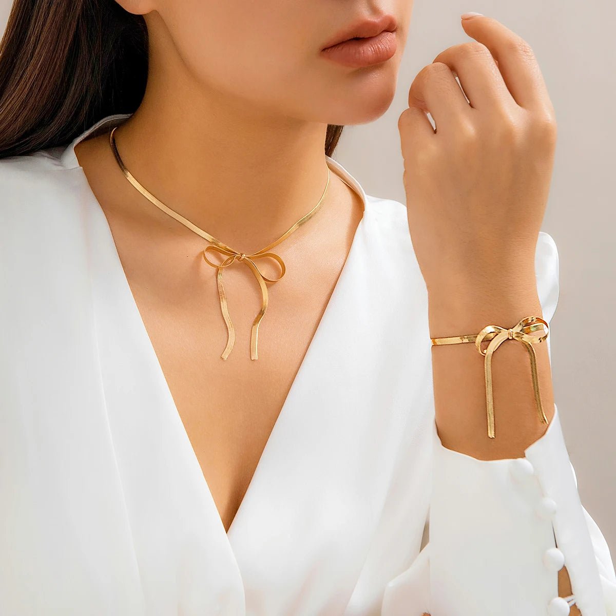 Herringbone Chain Bow Necklace and Bracelet Set - Veinci