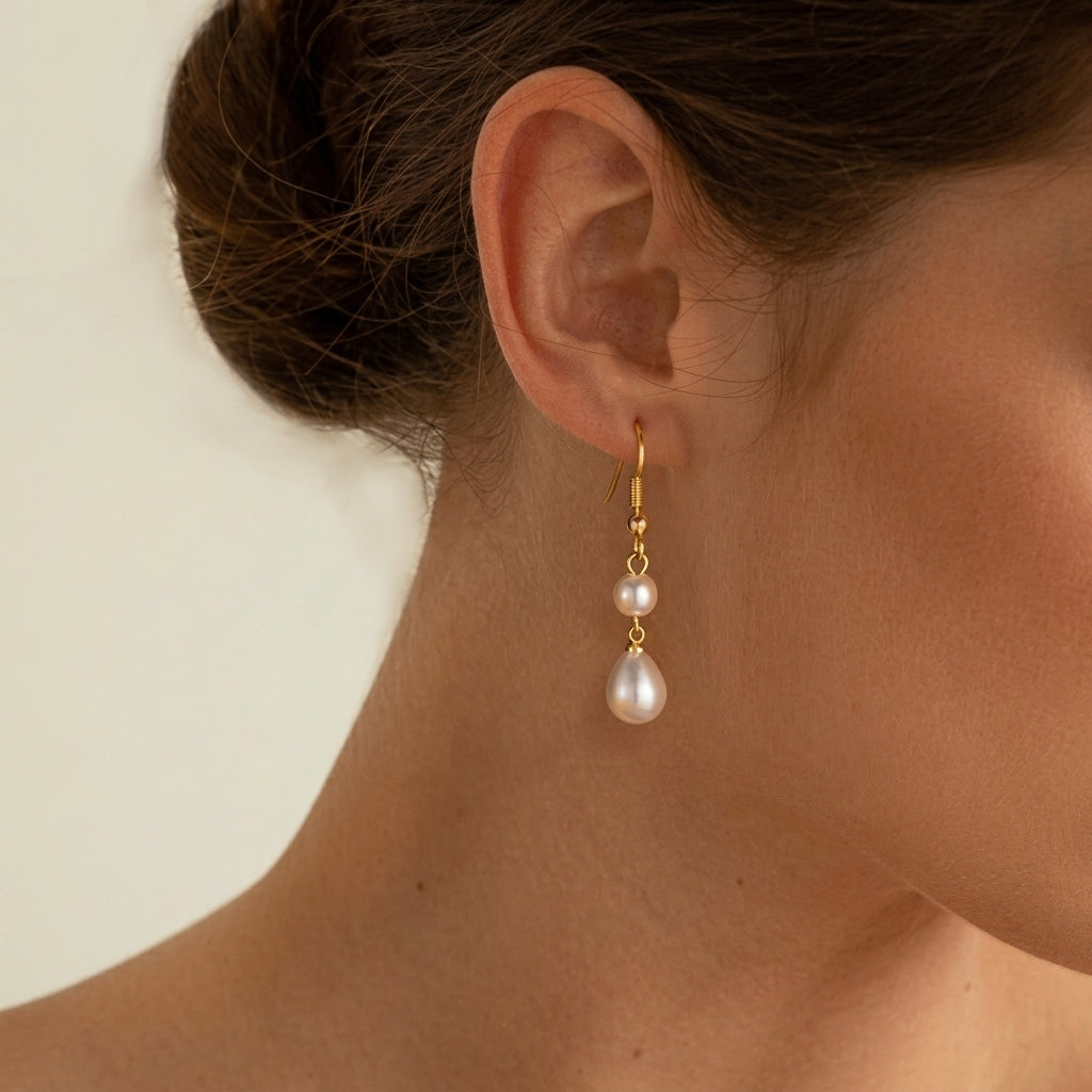 Dainty Pearl Droplets Earrings