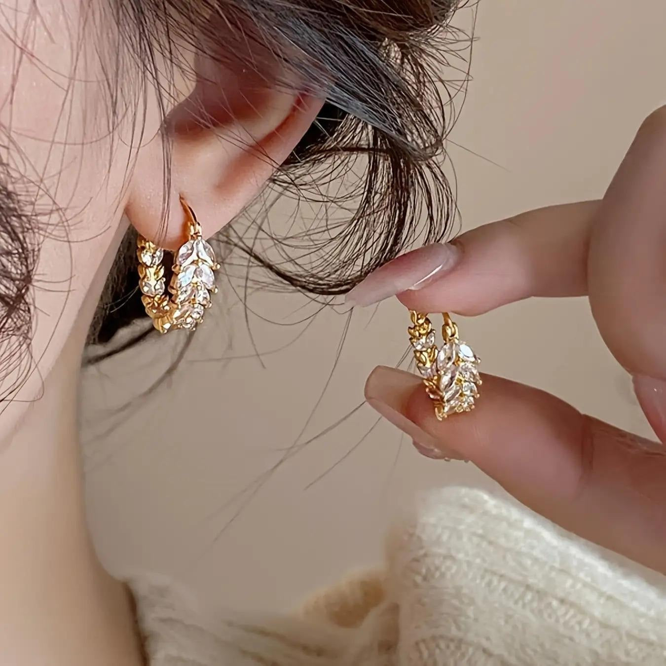 Diamond Accented Leaf Designed Hoop Earrings