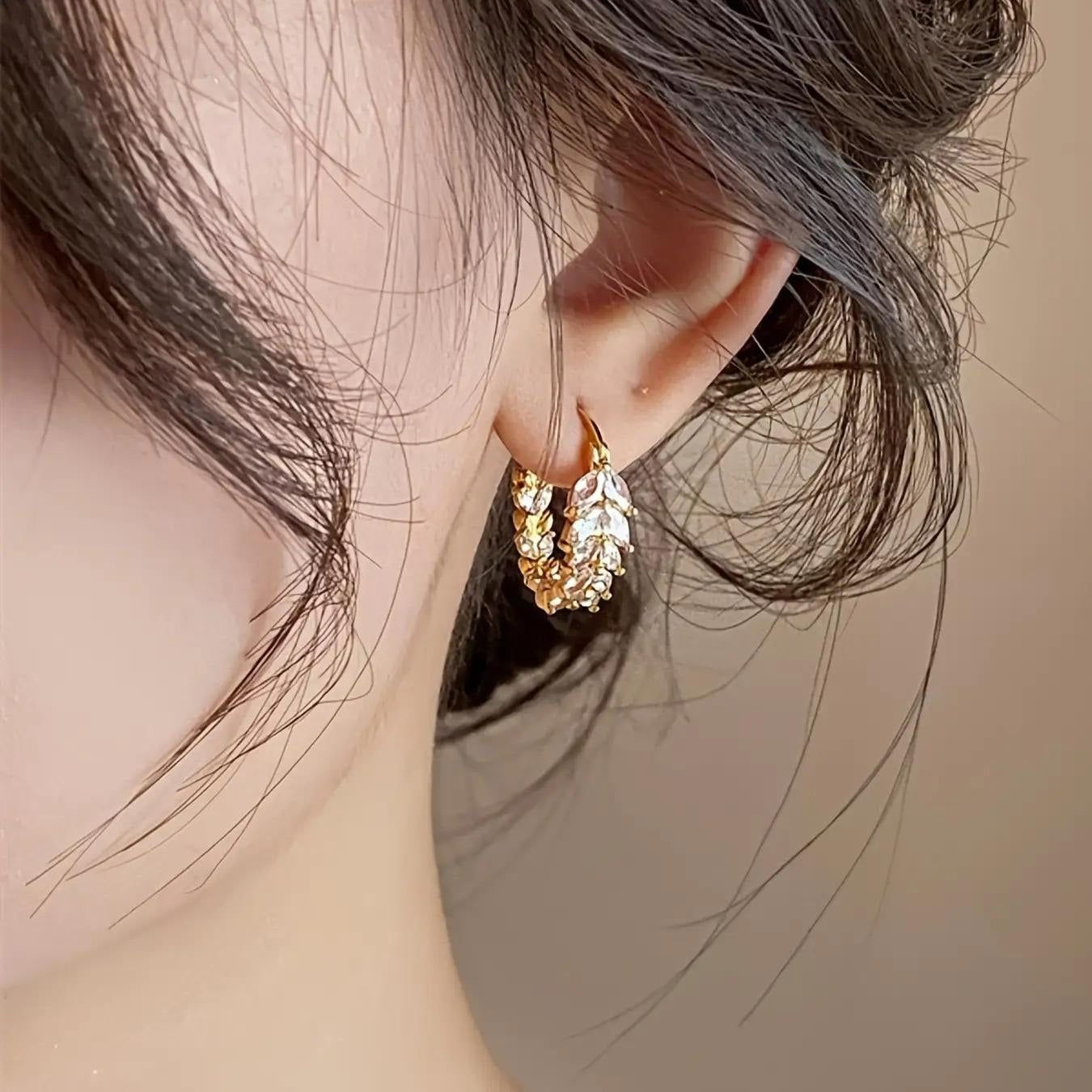 Diamond Accented Leaf Designed Hoop Earrings
