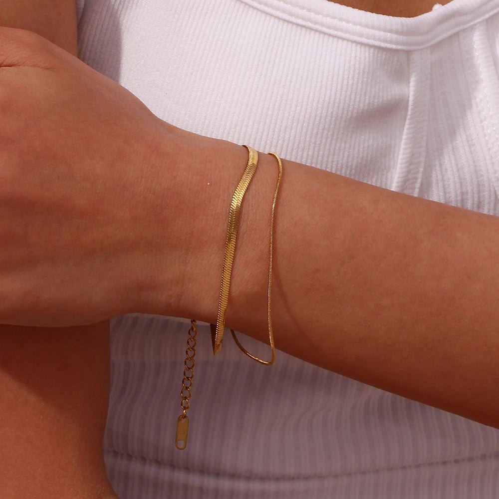 Minimal Herringbone & Dainty Snake Chain Layered Bracelet - Veinci