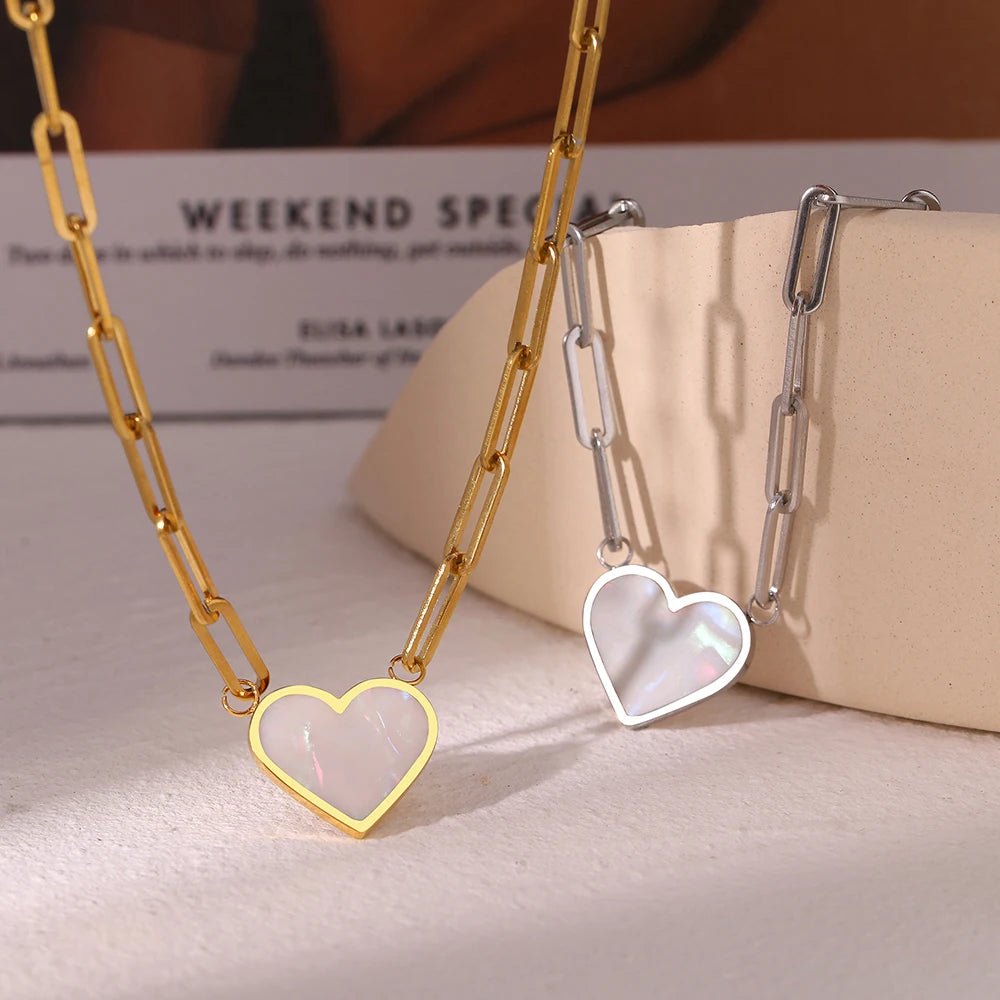 Paperclip Shell Heart Pendant Necklace - Veinci