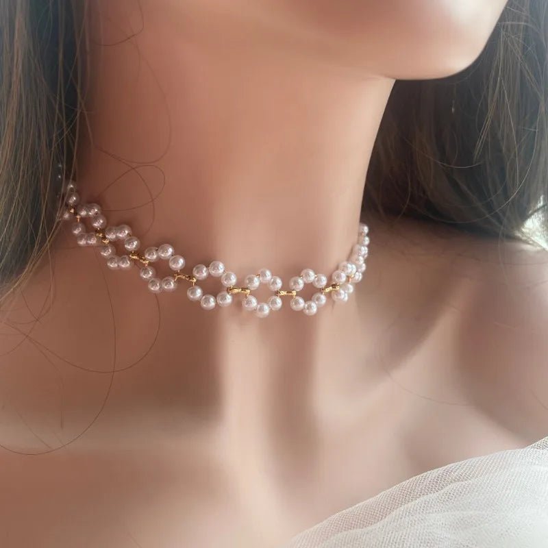 Pearl Floral Daisy Choker Necklace - Veinci