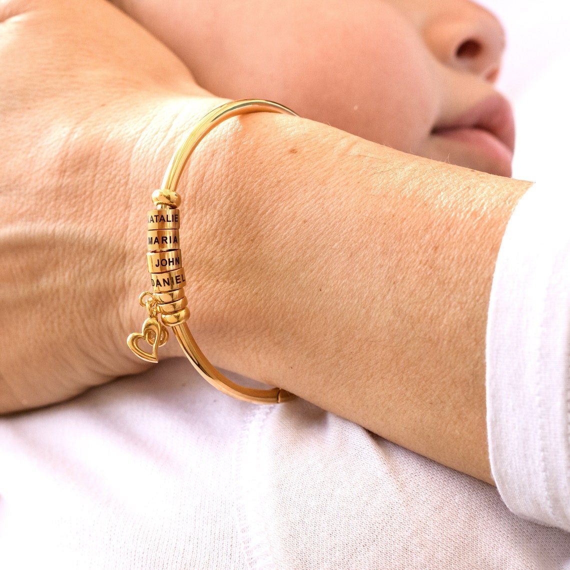 Personalized Leaf Birthstone & Name Family Bangle Bracelet - Veinci