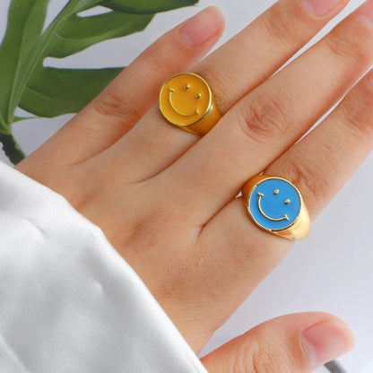 Playful Happy Smile Rings - Veinci