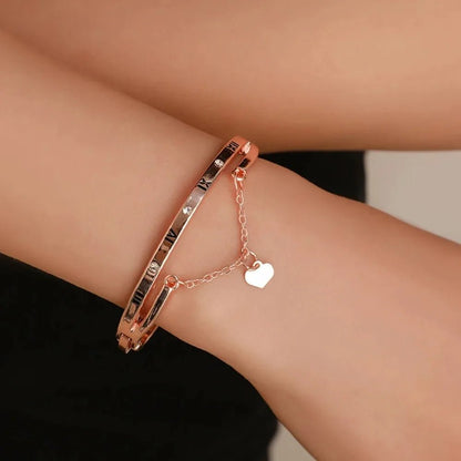 Roman Numeral Heart Dangle Cuff Bracelet - Veinci