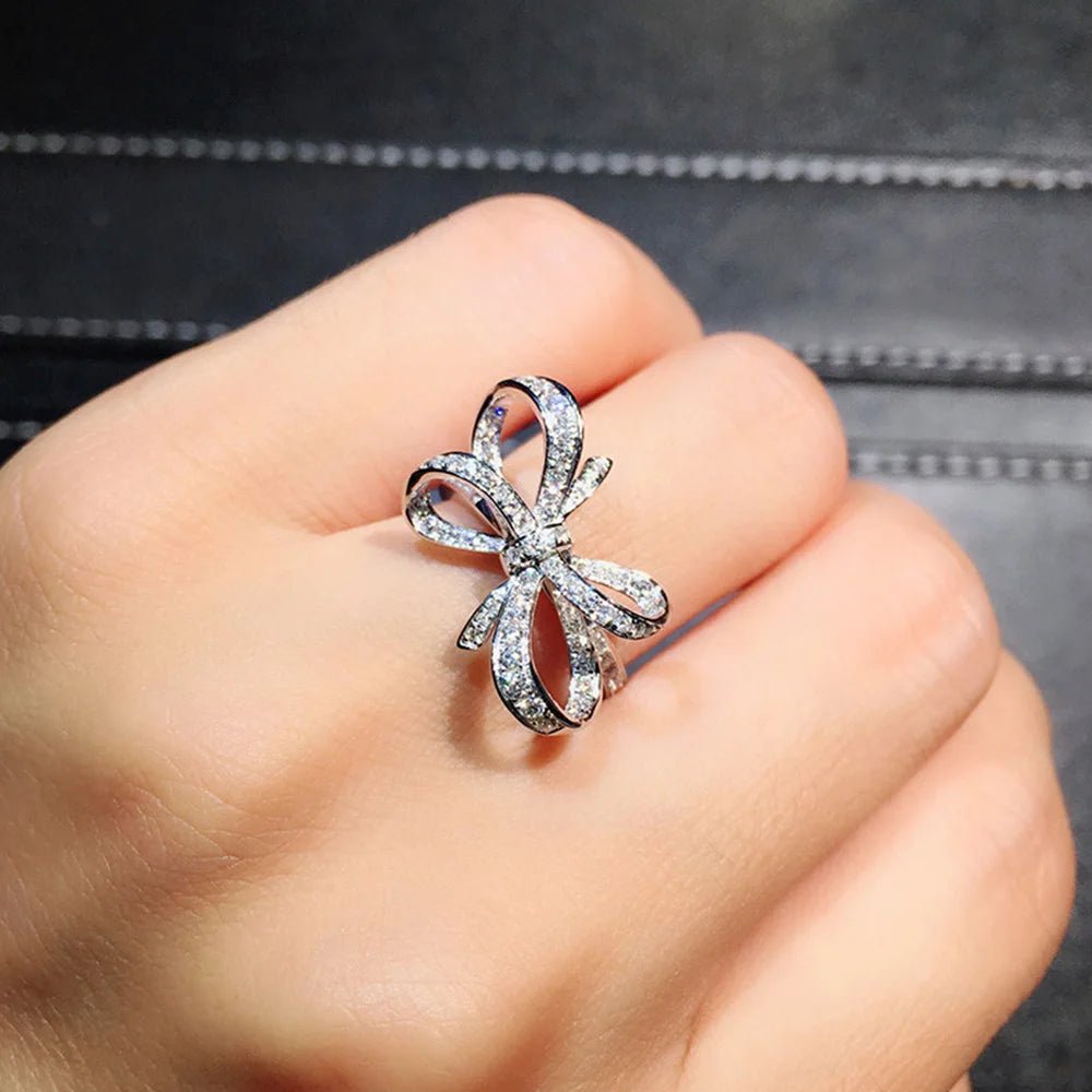 Romantic Bow Shaped Diamond Ring - Veinci