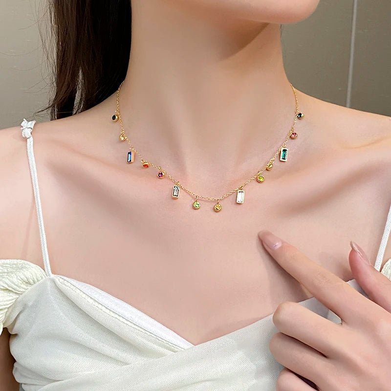 Scattered Dainty Crystals Choker Necklace - Veinci