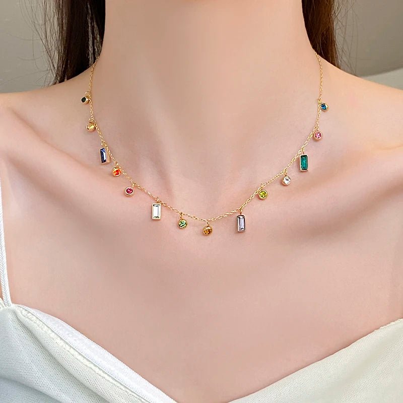 Scattered Dainty Crystals Choker Necklace - Veinci