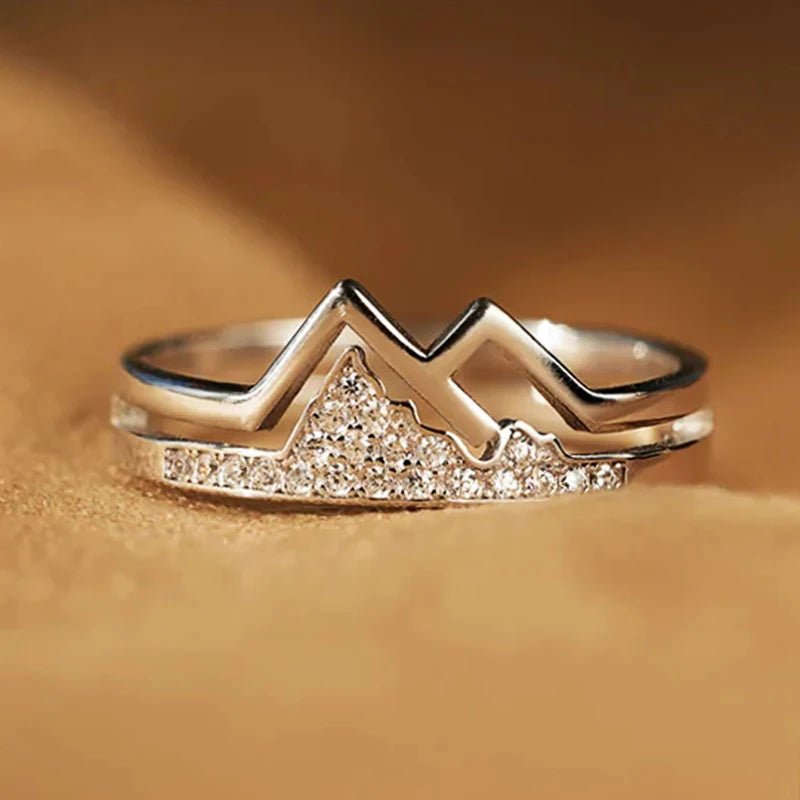 Sentimental Peaks and Valleys Ring - Veinci