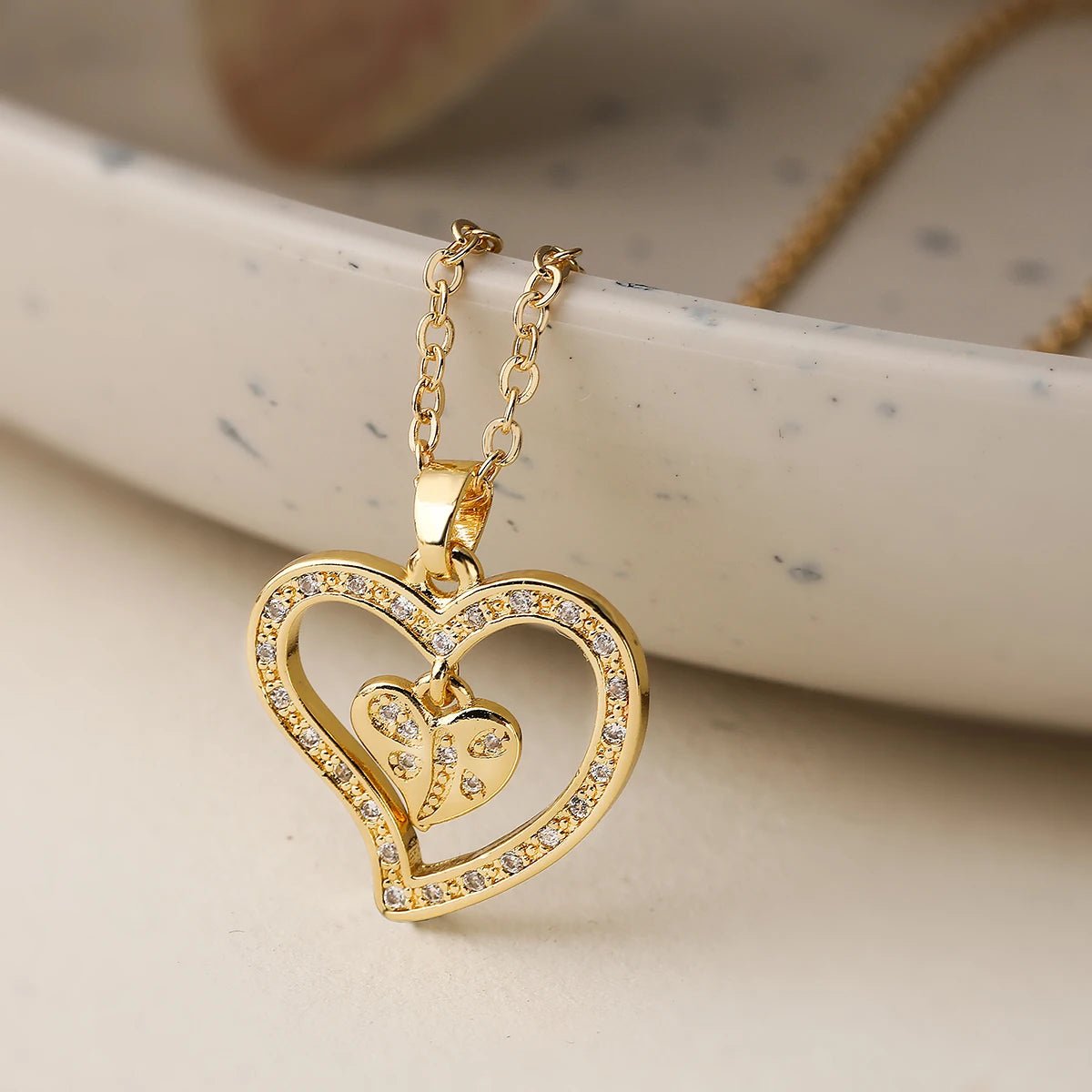 Shimmering Diamond Accented Heart Necklaces - Veinci