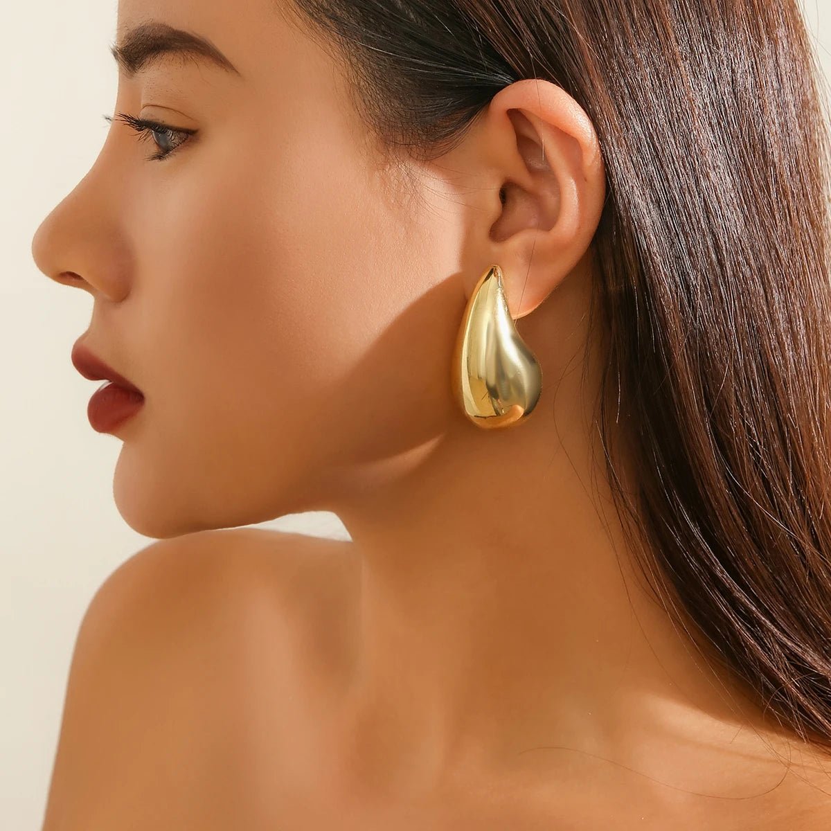 Statement Water Drop Earrings - Veinci