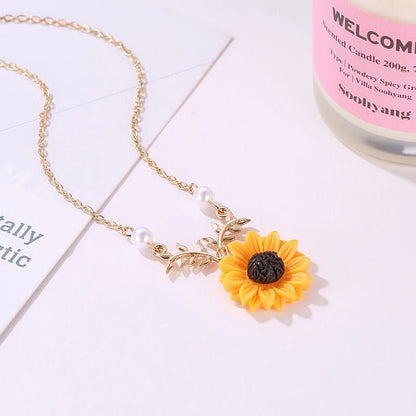 Summer Sunflower Dainty Necklace - Veinci