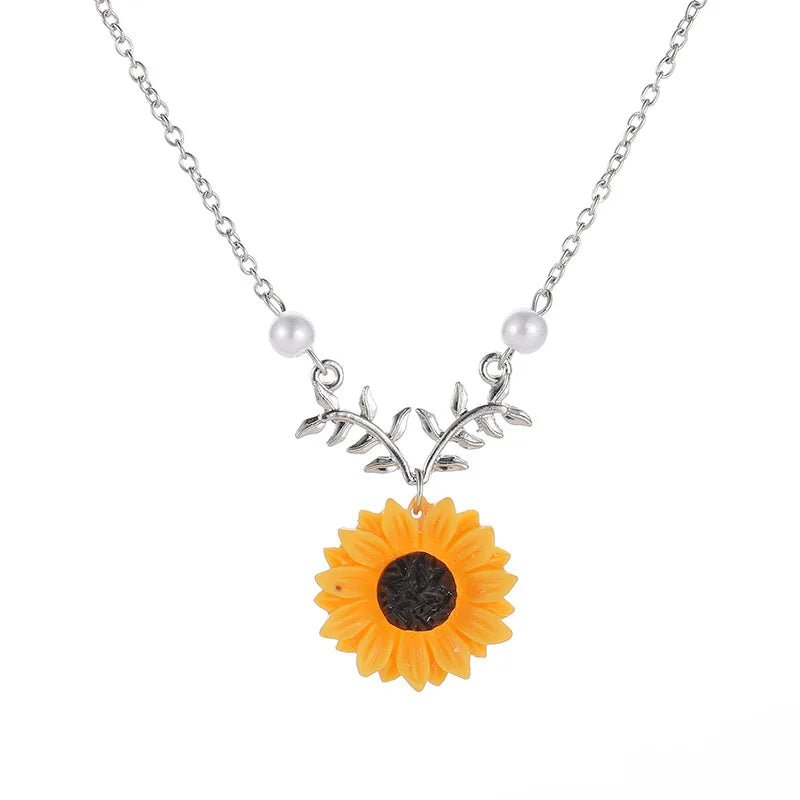 Summer Sunflower Dainty Necklace - Veinci