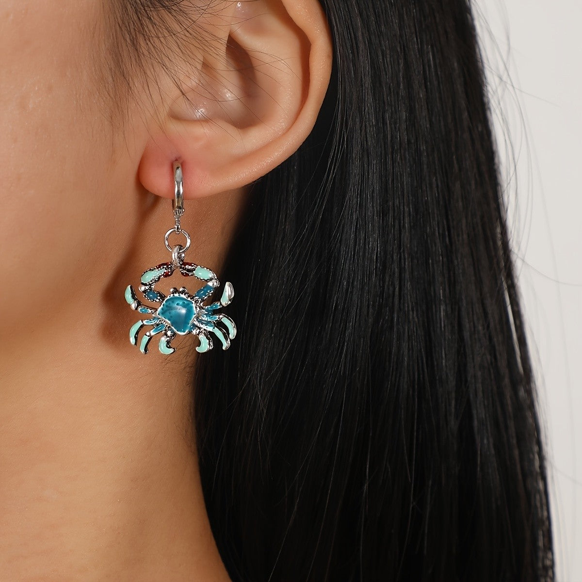 Cute Vintage Enamel Crab Dangle Earrings