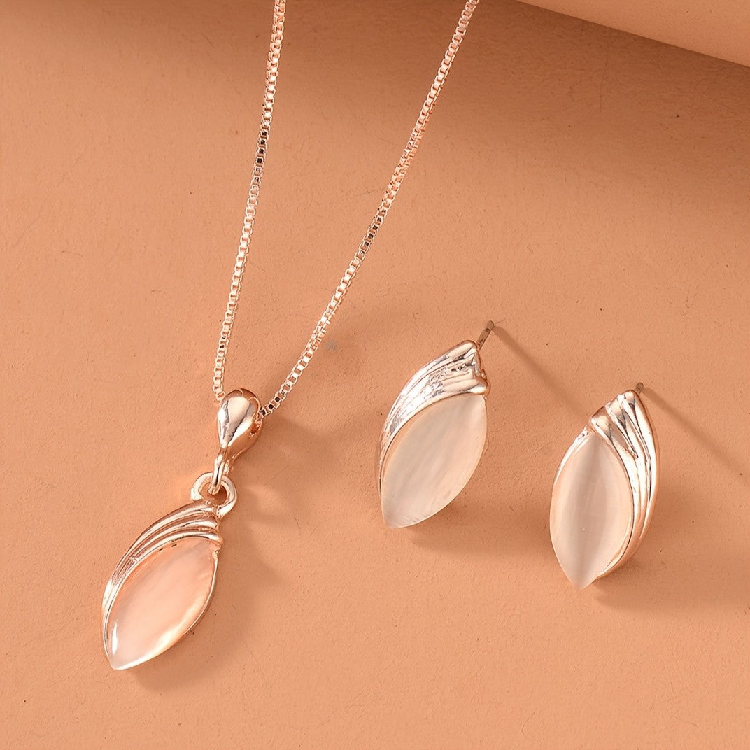 Dainty Cat Eye Leaf Necklace Set