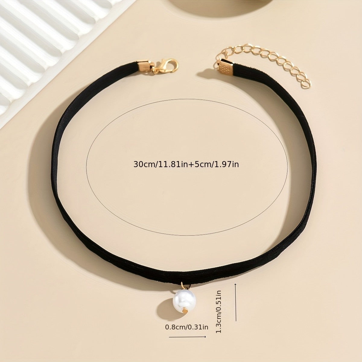 Elegant Velvet Pearl Choker Necklace