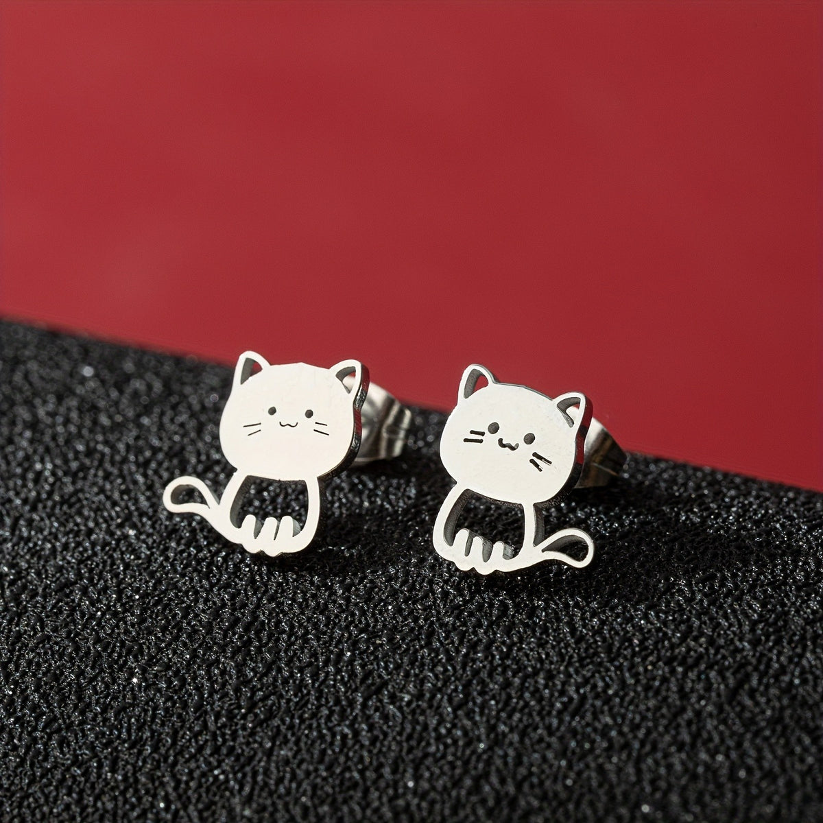 Dainty Cute Cat Stud Earrings