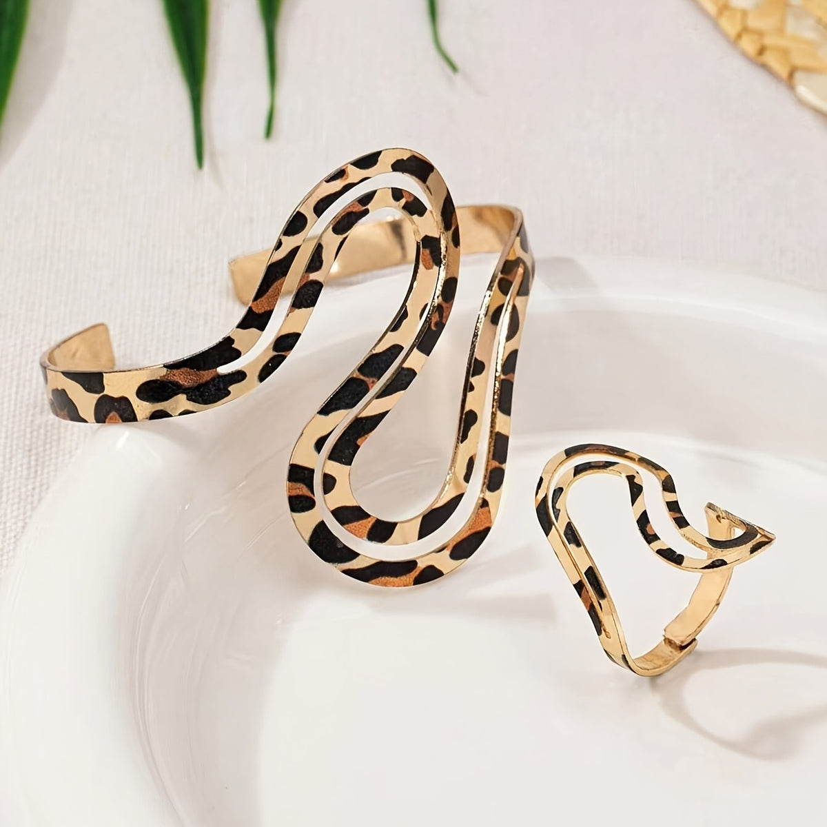 14k Boho Leopard Snake Ring