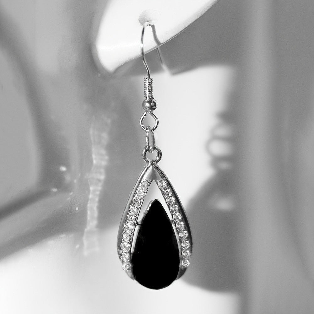 Romantic Red Teardrop Crystal Dangle Earrings