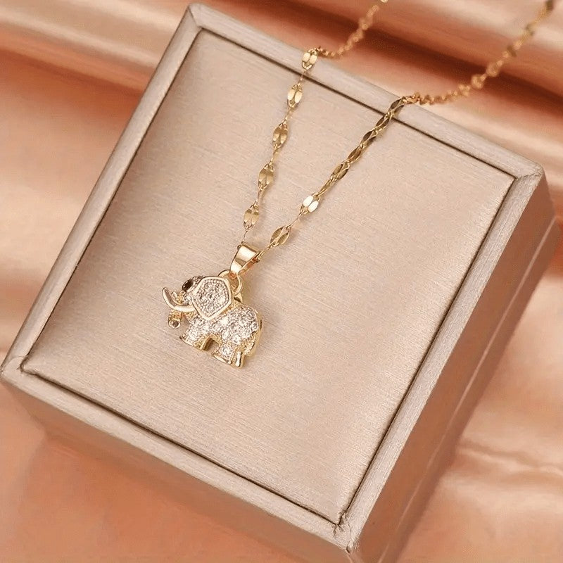 18k Dainty Elephant Pendant Necklace
