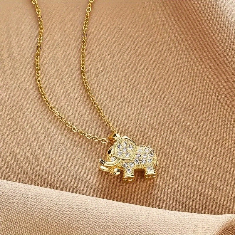 18k Dainty Elephant Pendant Necklace
