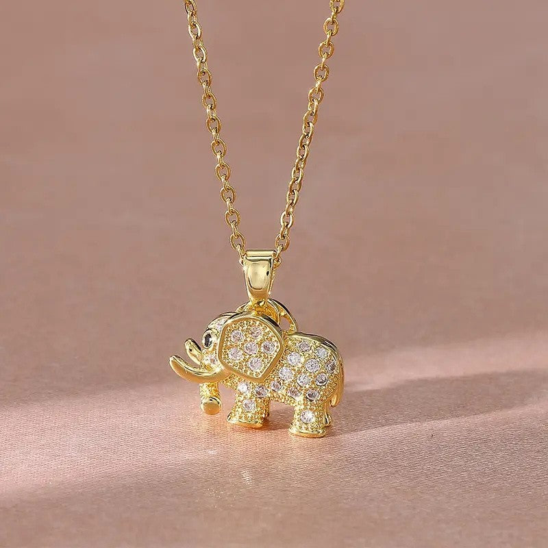 18k Dainty Elephant Pendant Necklace