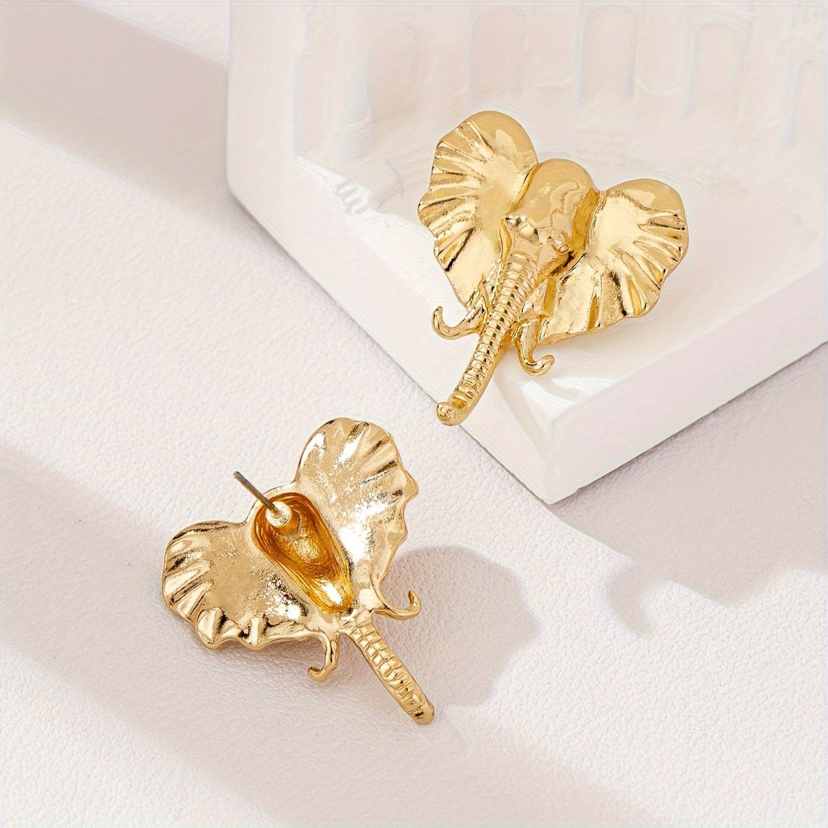 14k Vintage Elephant Earrings